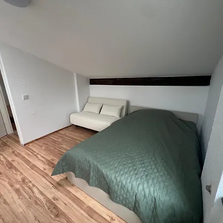 Bakirs Village - Vollmöbliert Im Schönen Taunus Apartment Taunusstein